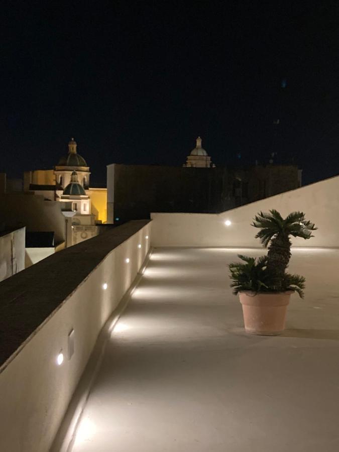 Апартаменти La Dimora Del Principe Luxury House Мадзара-дель-Валло Екстер'єр фото